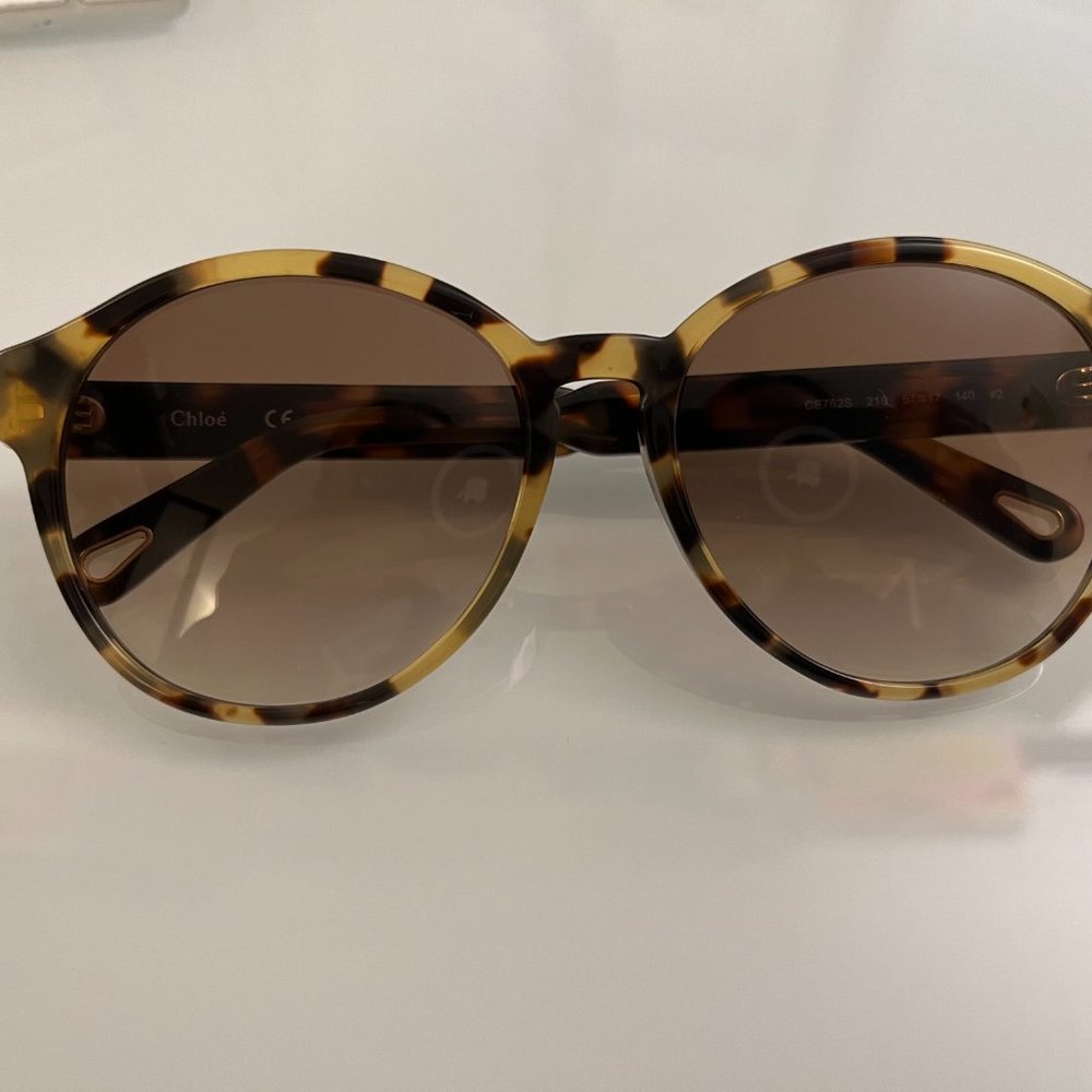 CHLOE CE762S 57mm in Havana Sunglasses MSRP$420 - Picture 2 of 6